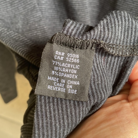 🏌️⛳️Straight Down Clothing Co. 1/4 Zip from Golf Town - Picture 6 of 8